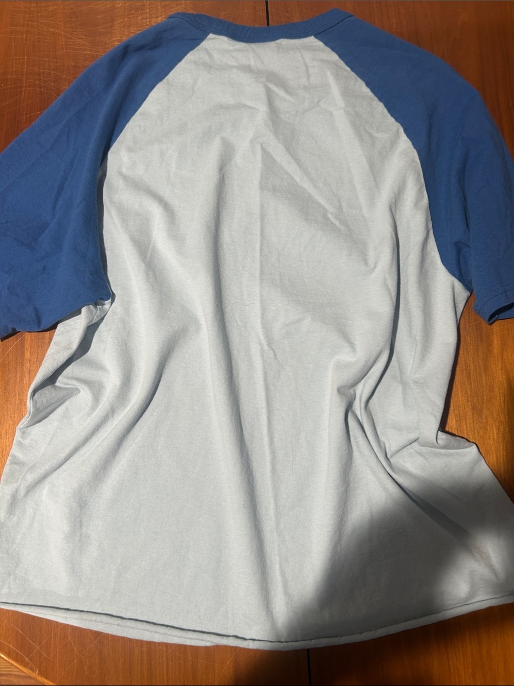 Van’s Blue Raglan Shirt - Picture 4 of 6
